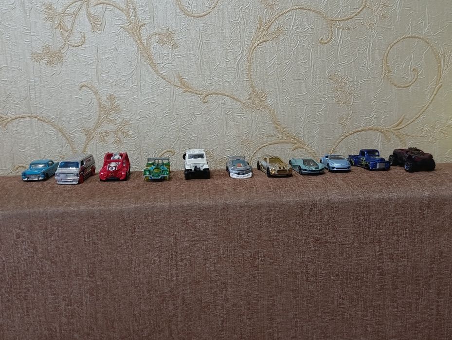 Продам Hotwheels
