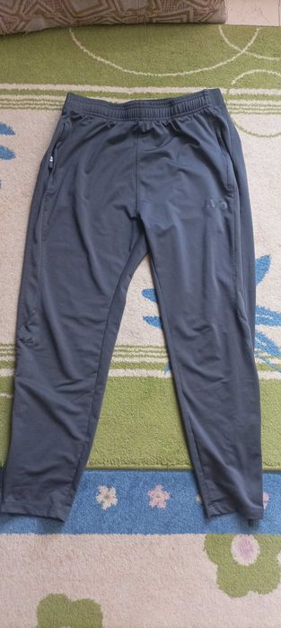 Тренировъчно долнище Jako