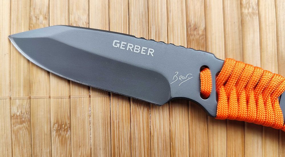 Туристически нож Paracord