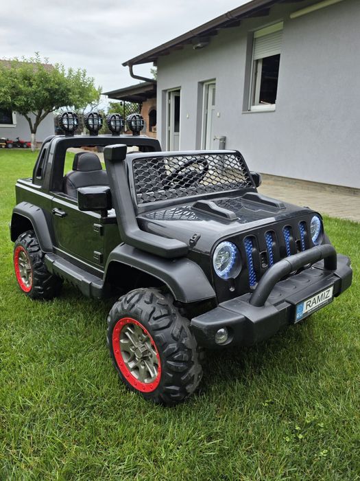 Masina copii 4X4 electrica cu 2 locuri