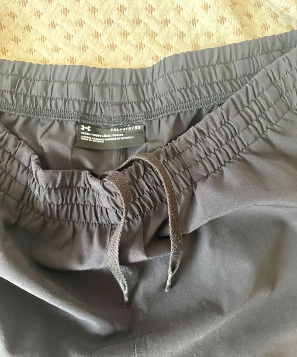 Спортни шорти