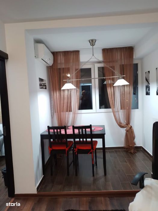 Drumul Taberei/Metrou Favorit-Afi Cotroceni. Garsoniera.