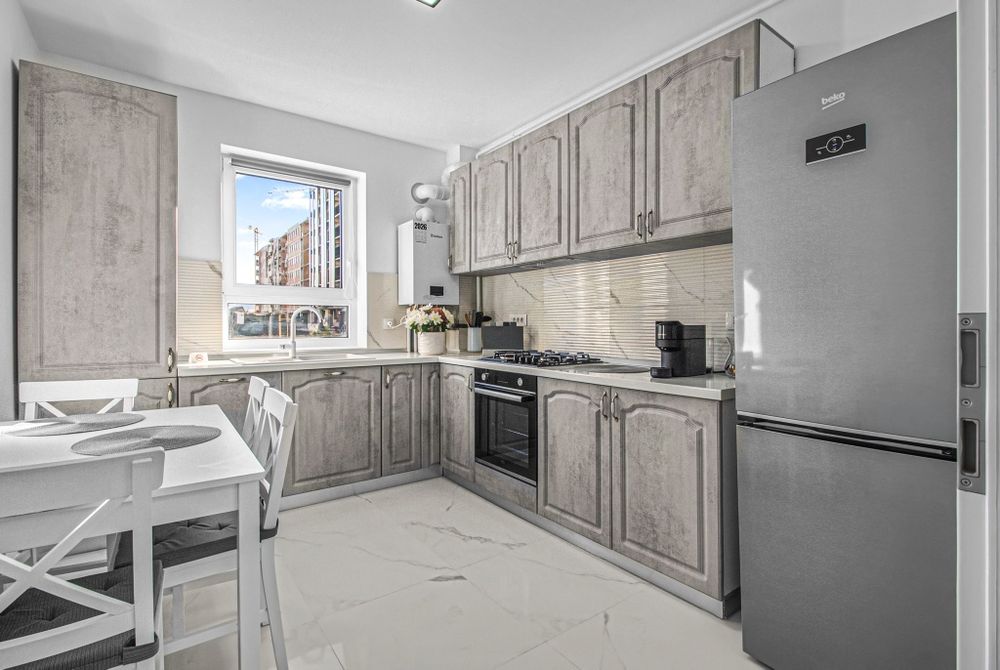 Regim hotelier apartament 3 camere -Brasov zona Coresi