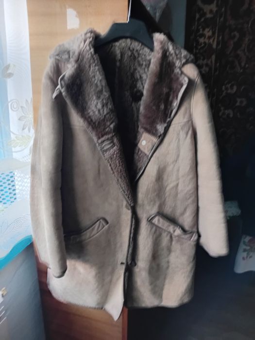 Дубленки с натуральным мехом.