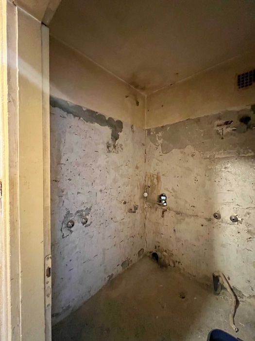 Продава се Едностаен апартамент в София, Сухата река - 29 кв.м за 2380 €/кв.м - Снимка #1