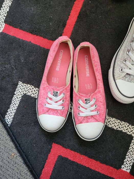 4 perechi Converse