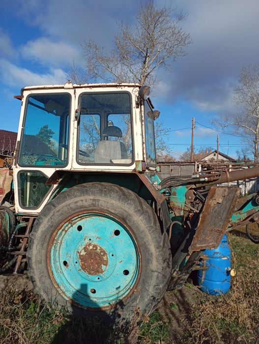 Продам ЮМЗ ЭО2621 экскаватор