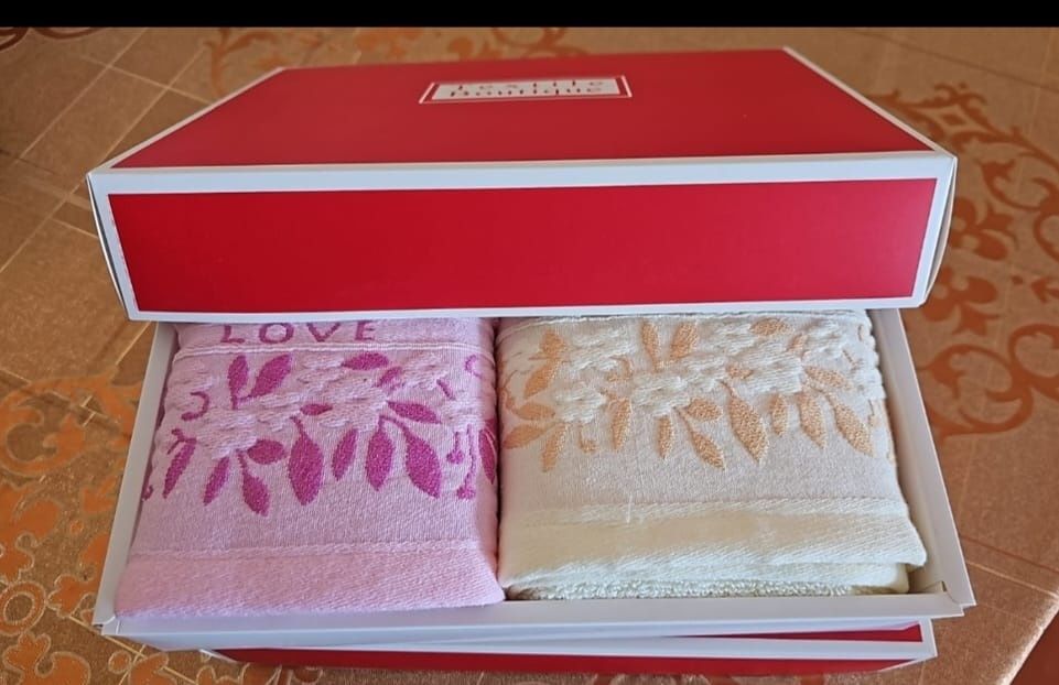 Набор полотенец.