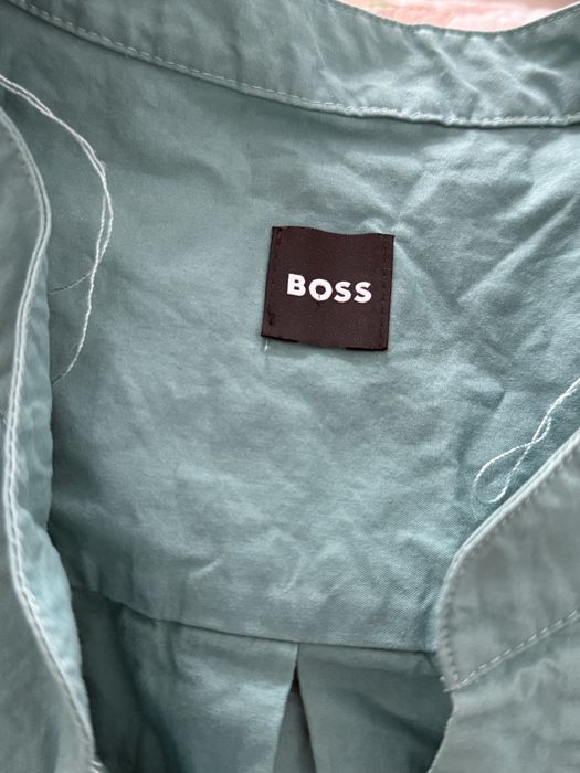 Продам оригинальную рубашку BOSS