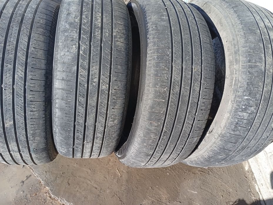 Продам шины225/55/18