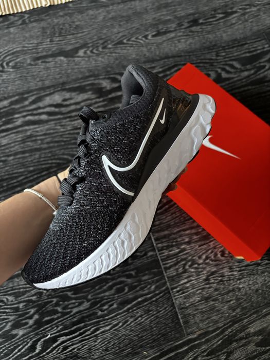 Adidași W Nike React Infinity Run FK 3