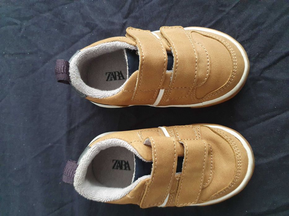 Adidasi copii Zara 20