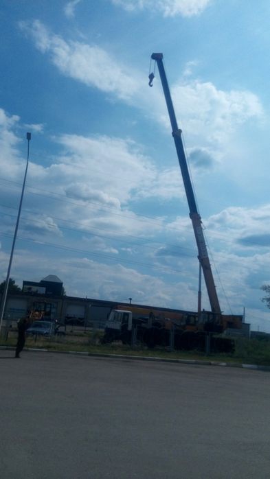 Продам автокран 25тонн