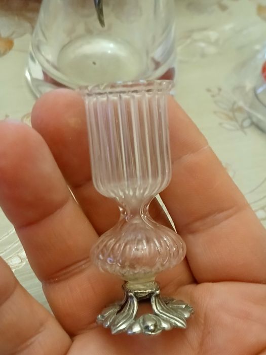 Vas sticla si argint