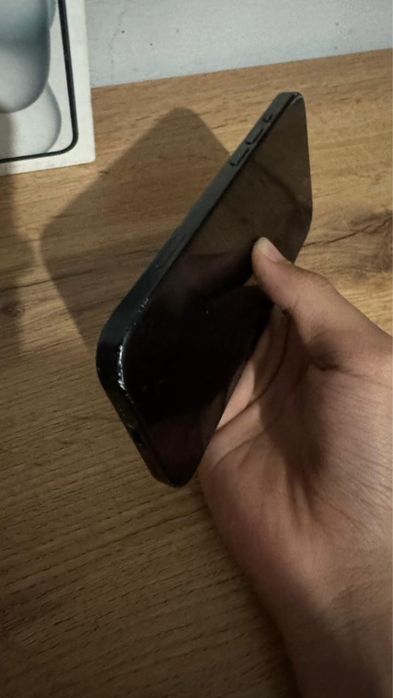Iphone 15 128\6