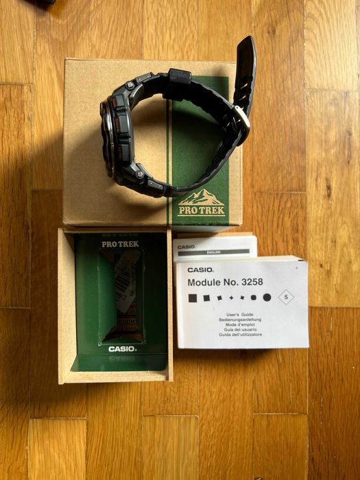 Casio Pro Trek PRW-2500-1ER Solar