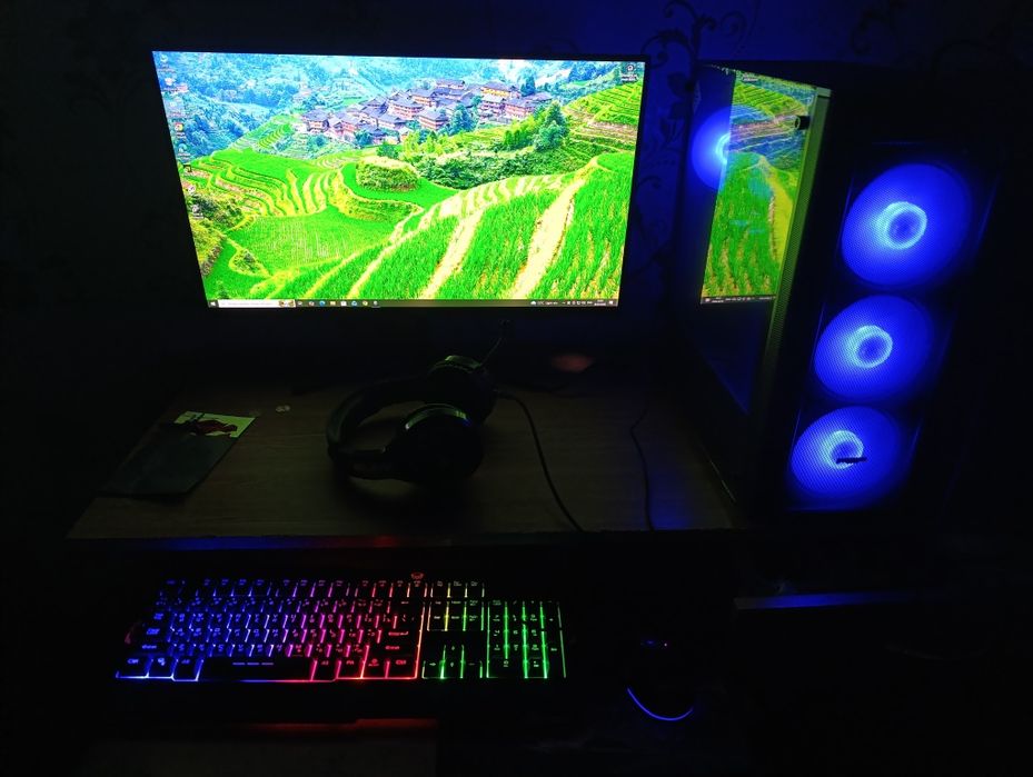 Игровой набор, компьютер в комплекте! SSD, HDD, RAM HyperX.