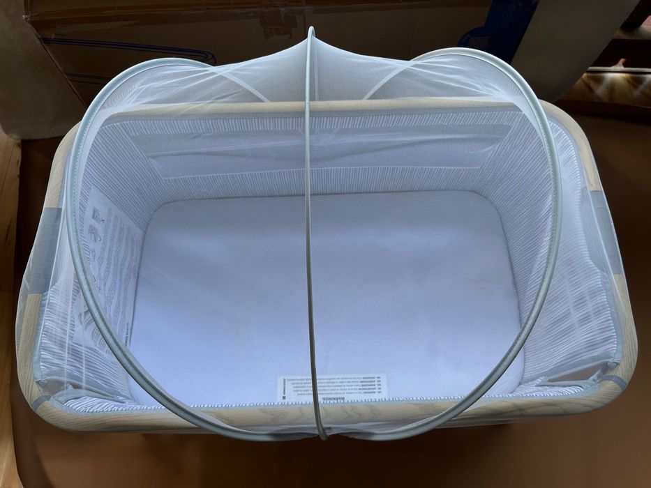 Детско легло next to me