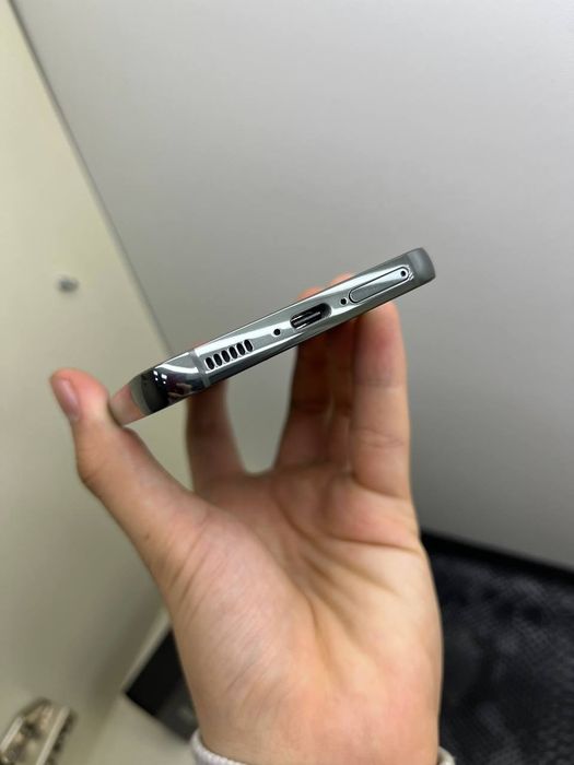 Samsung s23 8/512Gb korea