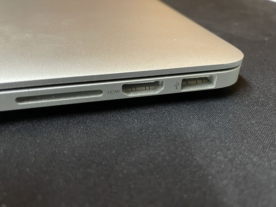 Macbook pro MID 2015 / Apple / 16GB / 512GB /