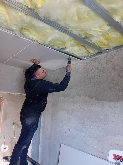 Renovez case apartamente dela A/z