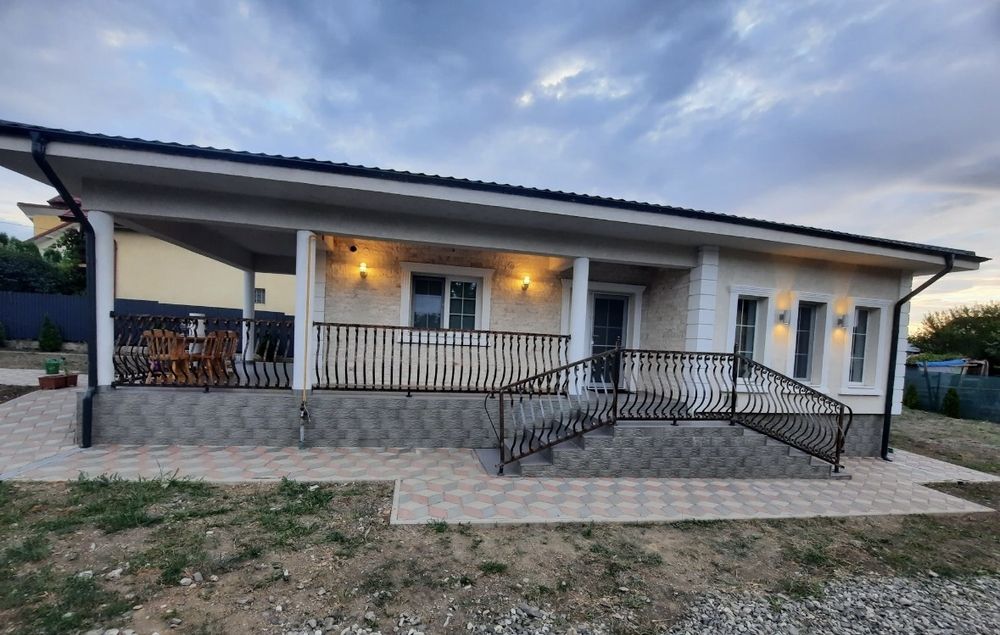 Pf. Se Inchiriaza În Spate Hanul Visoianu