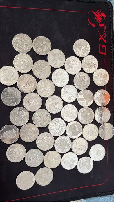 Монеты тенге, серии Обряды, Личности