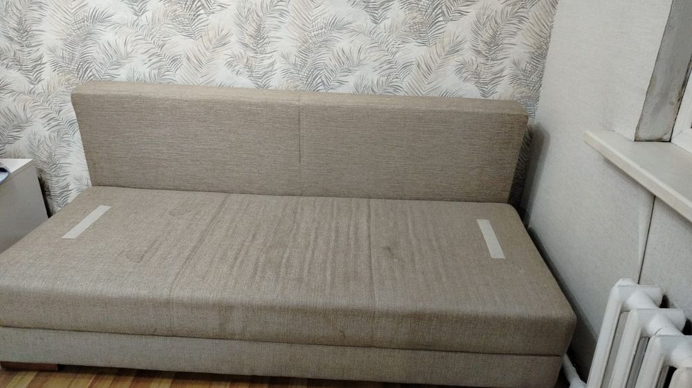 Продам диван недорого