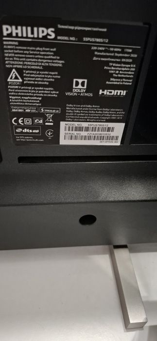 Philips 55PUS7805/12 caută familie nouă!