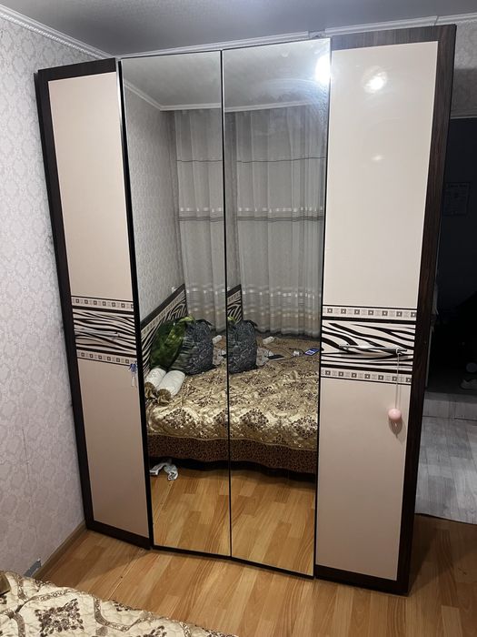 Продается шкаф срочно