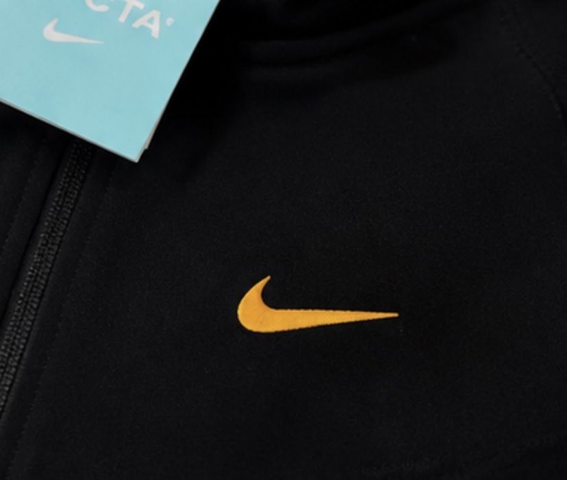 Продам Nike Tech Fleece Nocta черную