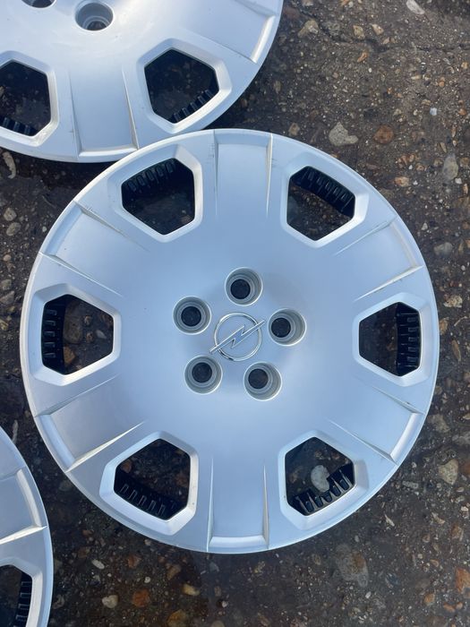 Оригинални 16 цола тасове от OPEL състояние нови