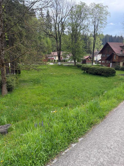 Se Vinde Vila în zona ultracentrală a Borsecului!!!