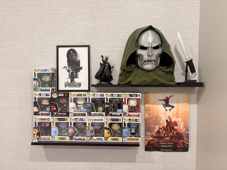 Funko pop, doctor doom маска