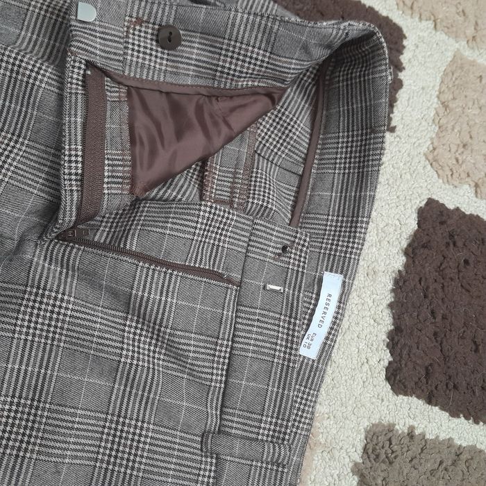 Pantaloni conici carouri Reserved