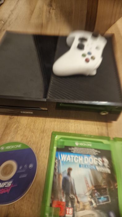 XBOX 1200 LEI negociabil ca nou