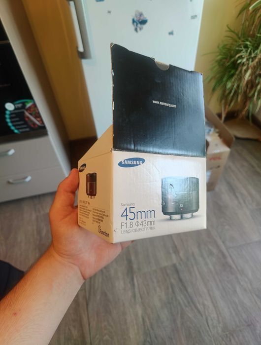 Camera Samsung nx 300 cu 4 obiective