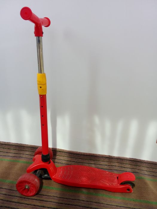 Samakat bolalar.   Самакат детский