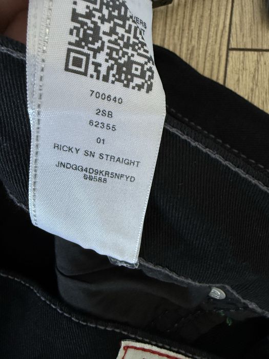 Blugi TRUE RELIGION Ricky Relaxed Straight Negru Barbati | Marime 34 x 34 (Talie 90 cm)