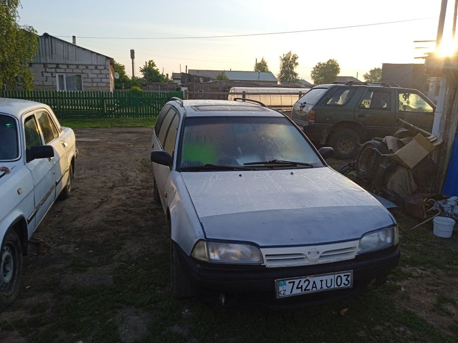 Продам нисан примера универсал 1993 год