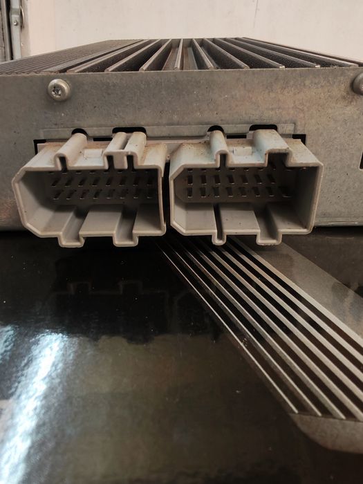 Amplificator vw passat b 6 Dynaudio