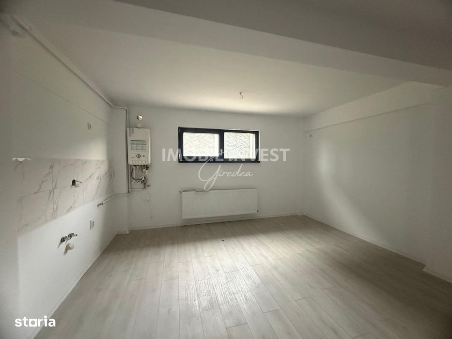 Apartament 3 camere, Bloc nou, 98.000 euro, Alba Iulia