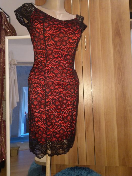 De vânzare rochițe