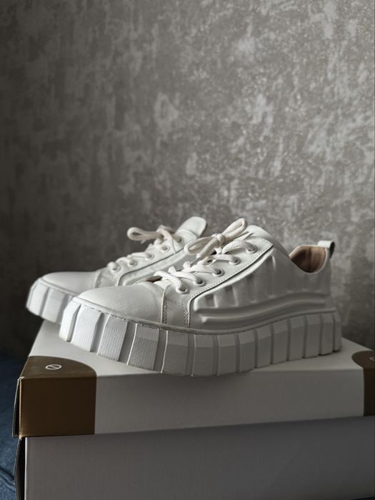 Белые кеды кожаные (Турция)