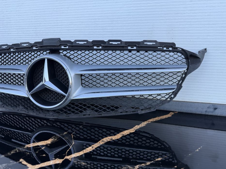 Оригинална решетка за мерцедес Mercedes C-class W205