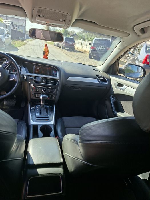 Audi A4 avant 2013 2l disel 143cp