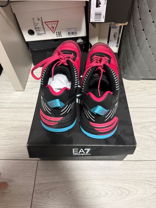 Emporio Armani EA7 Crusher Distance