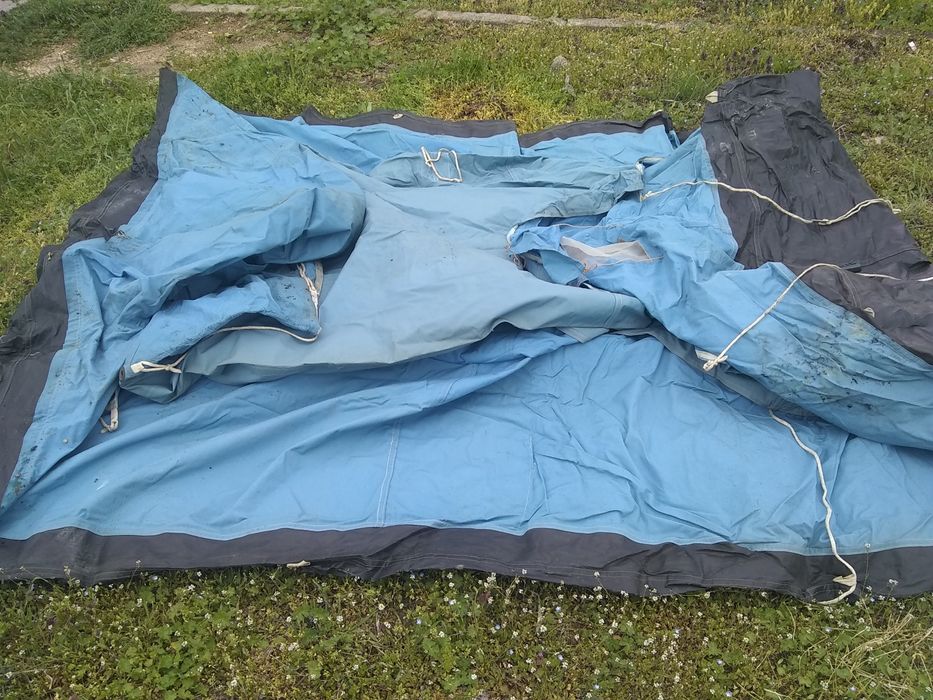 Четириместна палатка