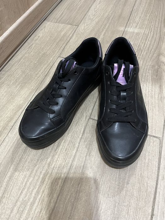 Кожени кецове Calvin klein и Pepe jeans