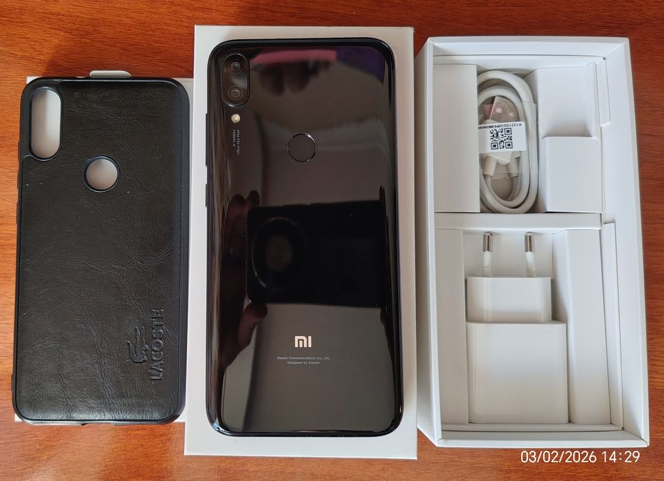 Продам свой телефон MI PLAY  4/64